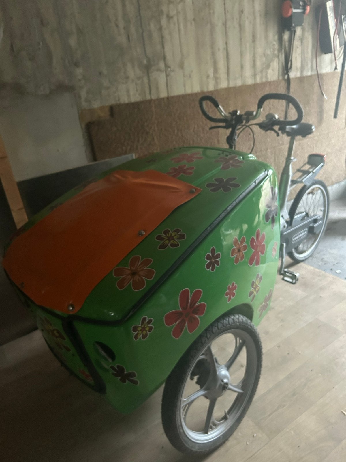 Tribike Bakfiets - Groen met bloemen, Overige merken, Gebruikt, Ophalen of Verzenden, 2 kinderen